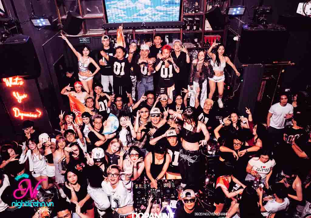 Không khí sôi động tại Dopamine Hanoi 15 Mạc Thái Tông Cầu Giấy nightlifehn.vn