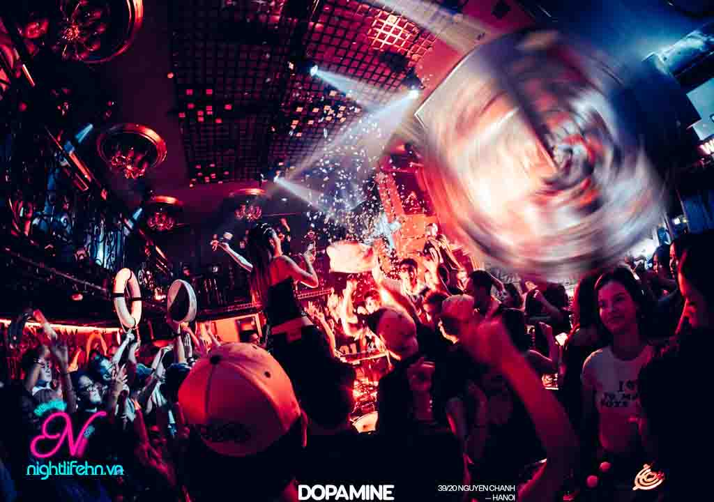 Không khí sôi động tại Dopamine Hanoi 15 Mạc Thái Tông Cầu Giấy nightlifehn.vn